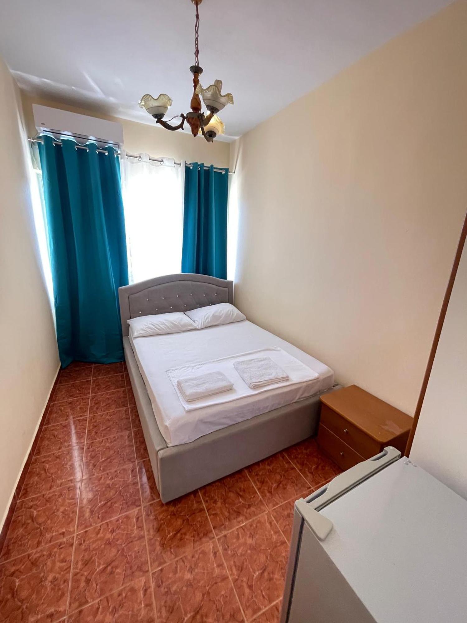 Hotel Gjika Sarandë Exterior foto